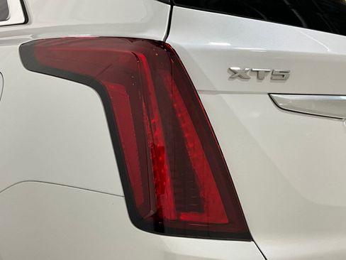 Used 2024 Cadillac XT5 Premium Luxury w/ Platinum Package image 26