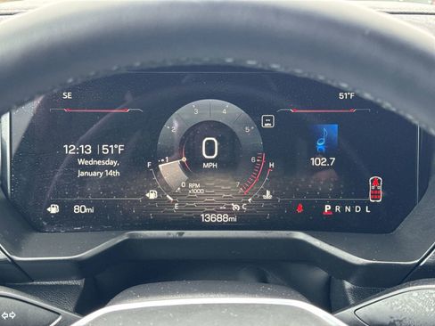 Used 2025 GMC Acadia Elevation image 21