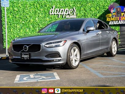 Used 2018 Volvo S90 T5 Momentum w/ Momentum Plus Package