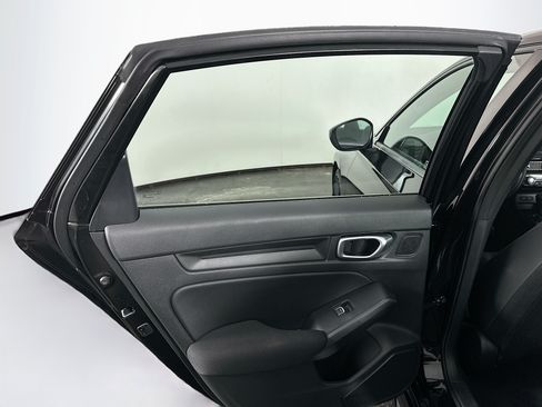 Used 2023 Honda Civic Sport image 24