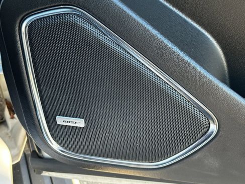 Used 2019 GMC Yukon XL Denali w/ Denali Ultimate Package image 22