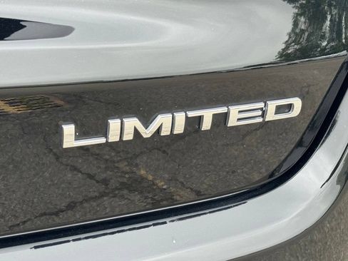 Used 2023 Jeep Compass Limited AWD/4WD image 30