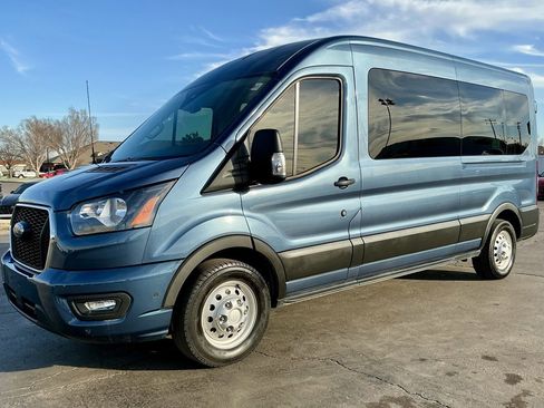 Used 2024 Ford Transit 350 XLT image 4