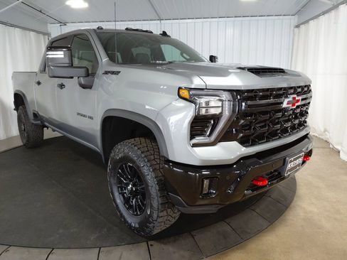 New 2026 Chevrolet Silverado 2500 ZR2 w/ LPO, Dark Essentials Package image 11