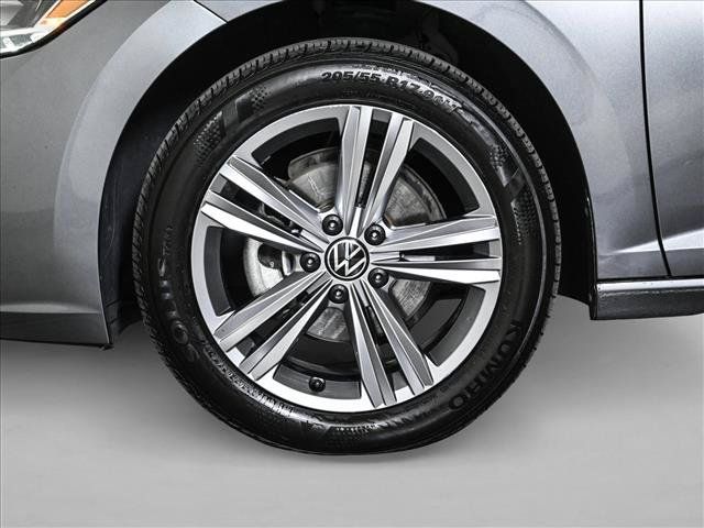 Used 2024 Volkswagen Jetta SE FWD image 23