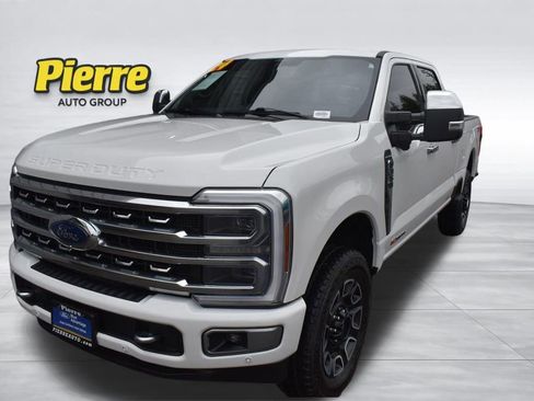 Used 2024 Ford F350 Platinum w/ FX4 Off-Road Package image 8