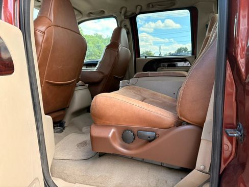 Used 2005 Ford F350 Lariat AWD/4WD image 14