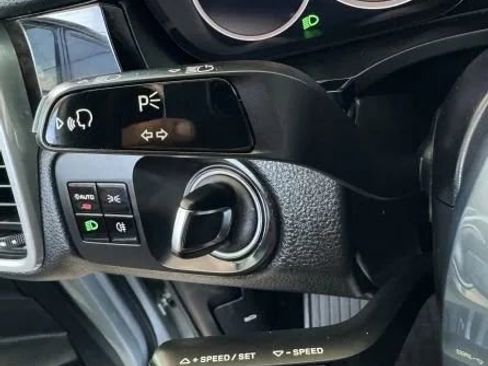 Used 2019 Porsche Cayenne AWD/4WD image 47