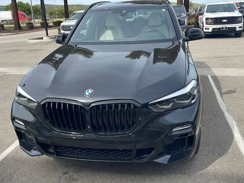 Used 2021 BMW X5 sDrive40i w/ M Sport Package image 1