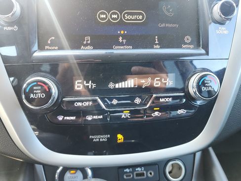 Used 2019 Nissan Murano S AWD/4WD image 29