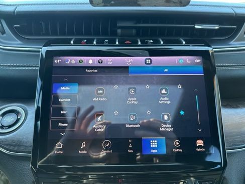 Used 2022 Jeep Grand Cherokee L Overland w/ Advanced Protech Group III AWD/4WD image 40