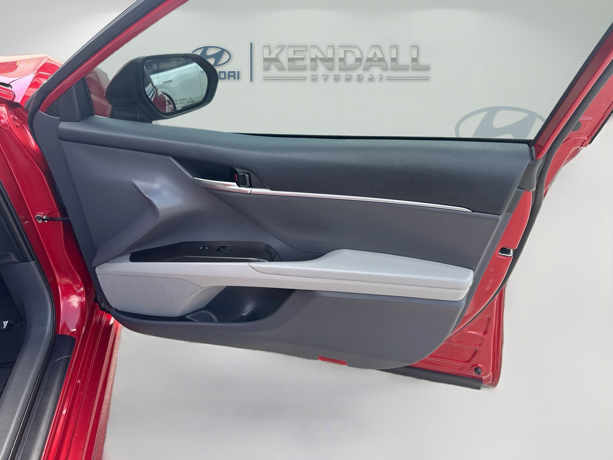 Used 2022 Toyota Camry SE FWD image 30