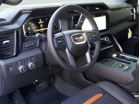 New 2026 GMC Sierra 2500 AT4 w/ AT4 Premium Plus Package image 6