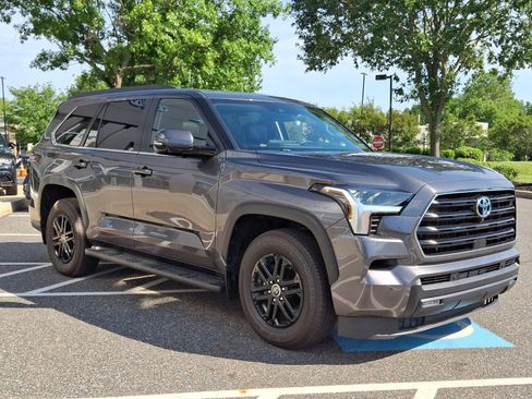 Used 2024 Toyota Sequoia SR5 w/ SR5 Premium Package AWD/4WD image 3