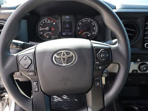 Used 2022 Toyota Tacoma SR w/ SR Convenience Package image 27