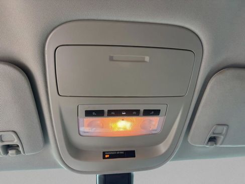 Used 2020 Chevrolet Colorado LT AWD/4WD image 19