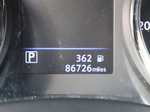 Used 2019 Nissan Rogue SV image 24