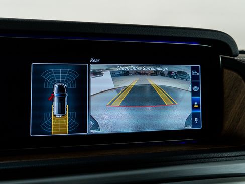 Used 2024 Mercedes-Benz G 550 G 550 image 45