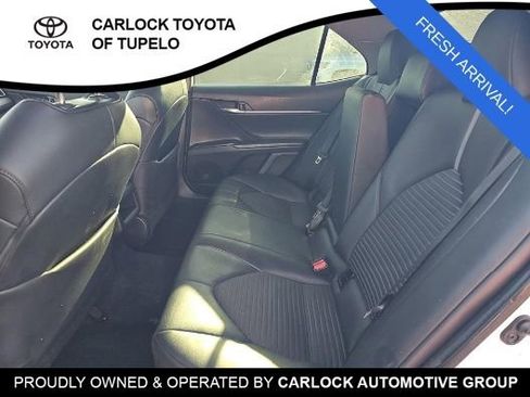 Used 2024 Toyota Camry SE image 9
