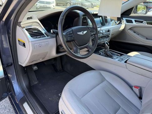 Used 2015 Hyundai Genesis 3.8 AWD/4WD image 13