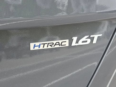 New 2026 Hyundai Kona SEL Premium AWD/4WD image 4