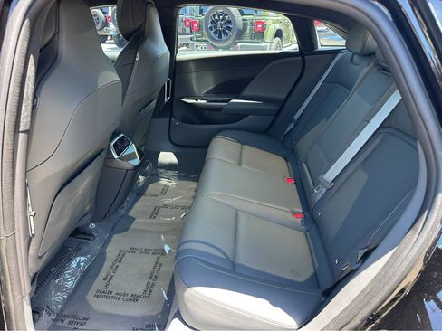 Used 2024 Lucid Air Touring AWD/4WD image 10