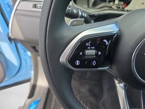 New 2026 Jaguar F-PACE SVR 575 Edition AWD/4WD image 17