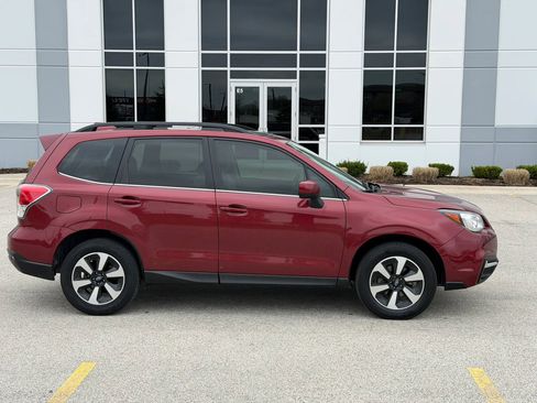 Used 2017 Subaru Forester 2.5i Limited image 4