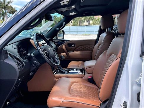 Used 2024 INFINITI QX80 Sensory AWD/4WD image 21