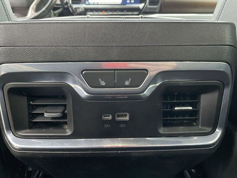 Certified 2024 Chevrolet Silverado 2500 High Country w/ Technology Package image 22