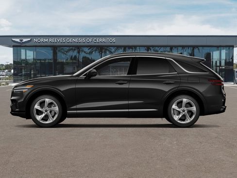 New 2026 Genesis GV70 2.5T Advanced image 3