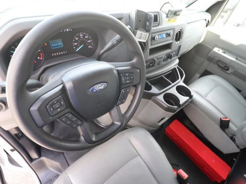 Used 2023 Ford E-350 and Econoline 350 Super Duty w/ Power Windows & Locks Group RWD image 6