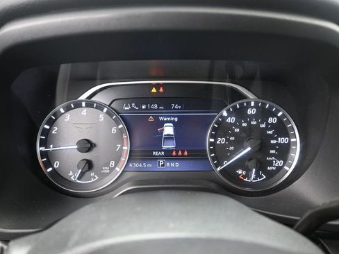 Used 2023 Nissan Titan SV w/ SV Convenience Package image 12