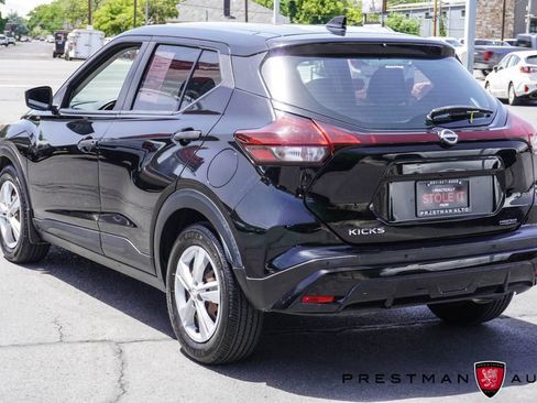 Used 2021 Nissan Kicks S FWD image 9