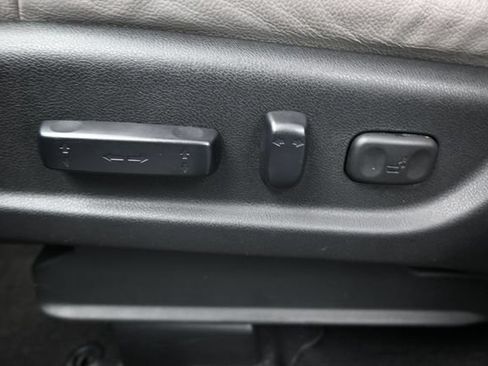 Used 2015 Honda CR-V Touring image 31