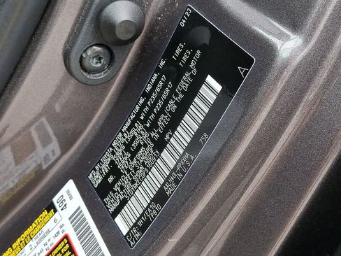 Certified 2023 Toyota Sienna XLE FWD image 30