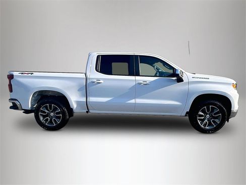 Certified 2022 Chevrolet Silverado 1500 LT image 5