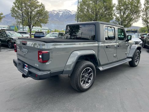 Used 2021 Jeep Gladiator Overland w/ Popular Equipment Package image 7