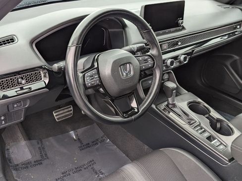 Used 2024 Honda Civic Sport image 4