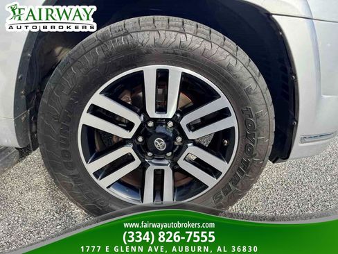 Used 2016 Toyota 4Runner Limited RWD image 33