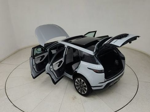 Used 2024 Land Rover Range Rover Evoque S AWD/4WD image 33