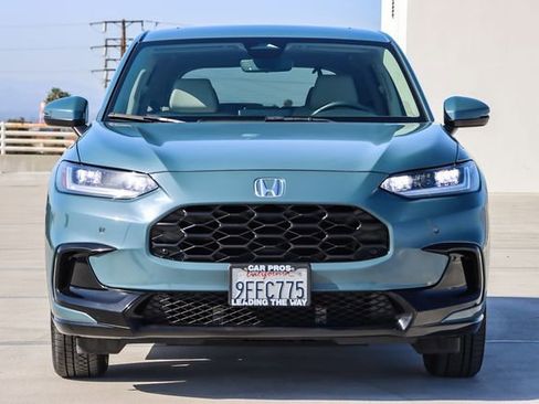 Certified 2023 Honda HR-V EX-L image 4