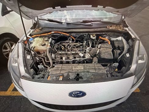 Used 2020 Ford Escape SE Sport FWD image 13
