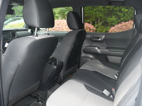 Certified 2023 Toyota Tacoma TRD Sport w/ Technology Package AWD/4WD image 14