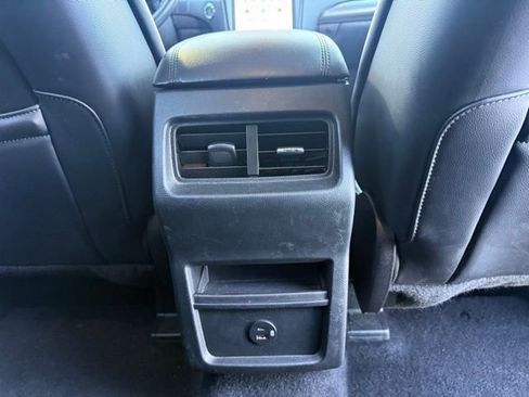 Used 2022 Ford Edge SEL image 19