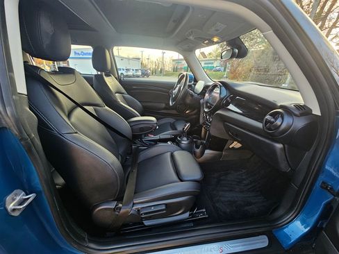 Used 2023 MINI Cooper S image 11