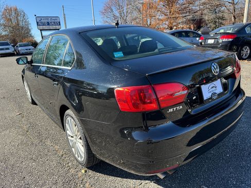 Used 2014 Volkswagen Jetta SE image 5