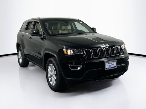 Used 2022 Jeep Grand Cherokee Laredo E w/ Security & Convenience Group image 3