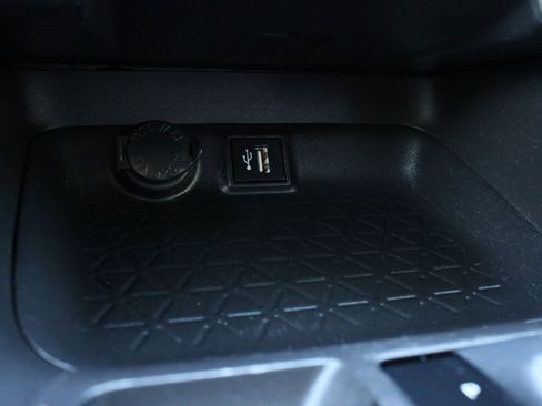 Used 2023 Toyota RAV4 LE FWD image 37