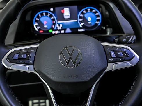 Used 2026 Volkswagen Atlas Peak Edition image 19